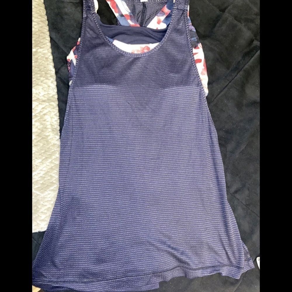 Lululemon Stash It Tank Inky Floral size 6 gym sporty Athliesure running - Picture 11 of 11